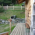 بيت للعطل Almhaus Heidi Nockberge Patergassen